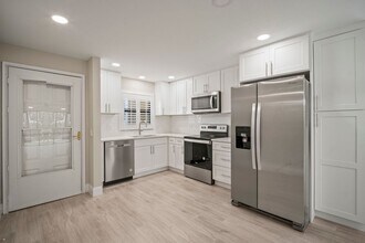 16380 Dublin Cir in Ft. Myers, FL - Building Photo - Building Photo