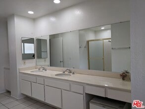 831 Whitewater Dr in Fullerton, CA - Building Photo - Building Photo