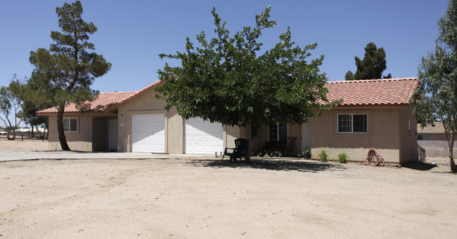 12020-12026 11th St in Hesperia, CA - Building Photo - Building Photo