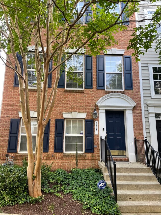 property at 5540 Lanier Ave