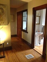 38 Kenyon St in Hartford, CT - Building Photo - Building Photo