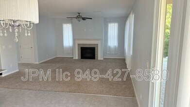 2905 Show Jumper Ln in Reno, NV - Building Photo - Building Photo
