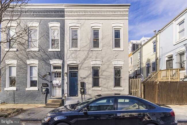 property at 1246 Wylie St NE