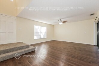 10710 Wingate Dr, Unit 384 in Tampa, FL - Building Photo - Building Photo