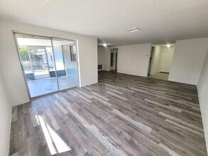 7920 Pineapple Ln in Port Richey, FL - Building Photo - Building Photo