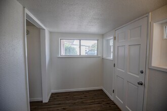 2405 Tulane Ave in Alamogordo, NM - Building Photo - Building Photo