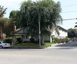 18038 Burbank Blvd Apartments