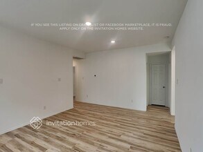 6171 Dunsmore Cyn Ln in Porter, TX - Foto de edificio - Building Photo