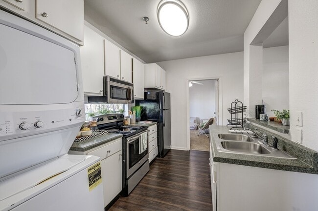 The Social Seminole in Tallahassee, FL - Foto de edificio - Building Photo