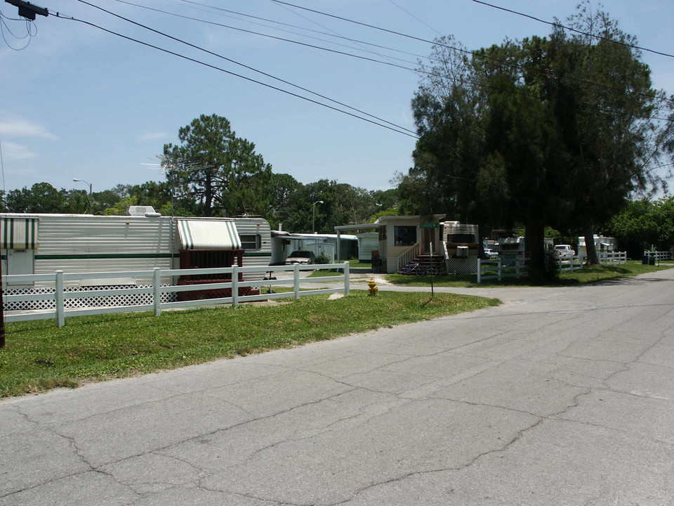 Walden Park Mobile Home/rv Park in New Port Richey, FL - Building Photo