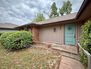 520 Harding Pl in Edmond, OK - Building Photo - Building Photo
