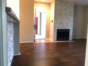 2023 Gentryside Dr in Houston, TX - Building Photo - Building Photo