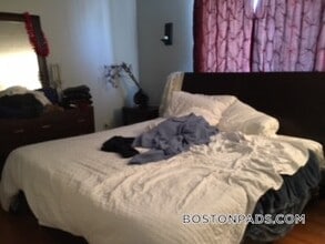 14 Murdock St, Unit 3-2 in Somerville, MA - Foto de edificio - Building Photo