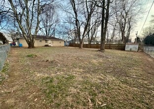 717 Hillcrest Ave in Nixa, MO - Building Photo - Building Photo