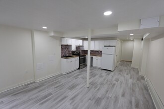 50 Massasoit St, Unit B in Boston, MA - Building Photo - Building Photo