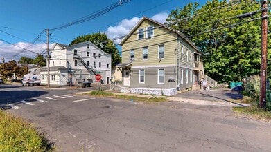 31 William St in Danbury, CT - Foto de edificio - Building Photo