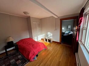 89 Bailey Rd, Unit 1 in Somerville, MA - Foto de edificio - Building Photo