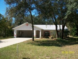 1471 E St James Loop in Inverness, FL - Building Photo