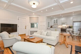 345 Commonwealth Ave in Boston, MA - Building Photo - Building Photo