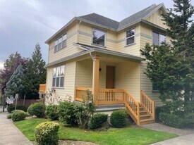 253 SW 105th Terrace in Portland, OR - Building Photo