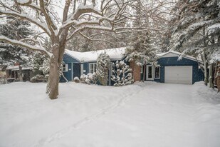 225 E 25th St in Idaho Falls, ID - Building Photo