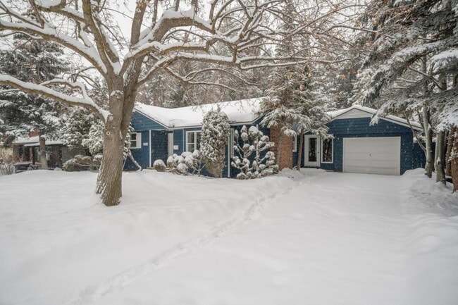 property at 225 E 25th St