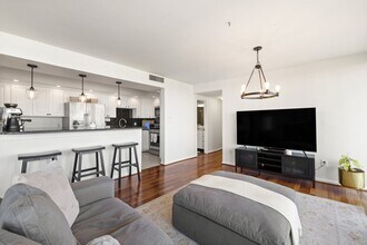 6301 Stevenson Ave, Unit 1417 in Alexandria, VA - Building Photo - Building Photo