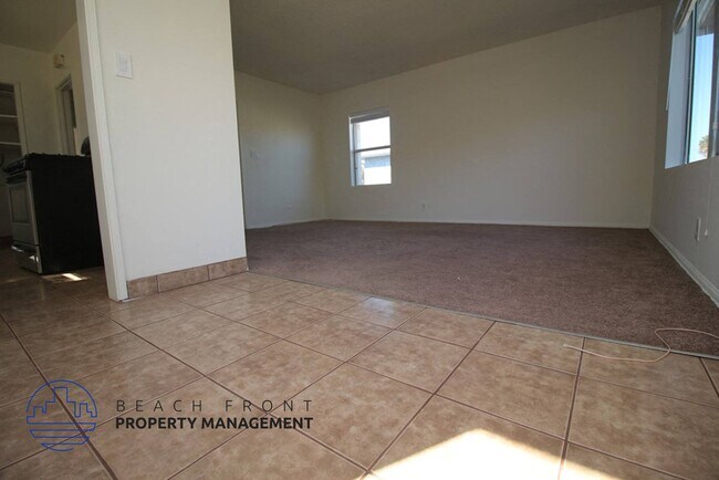 2251 Barbour Court in San Pedro, CA - Foto de edificio - Building Photo