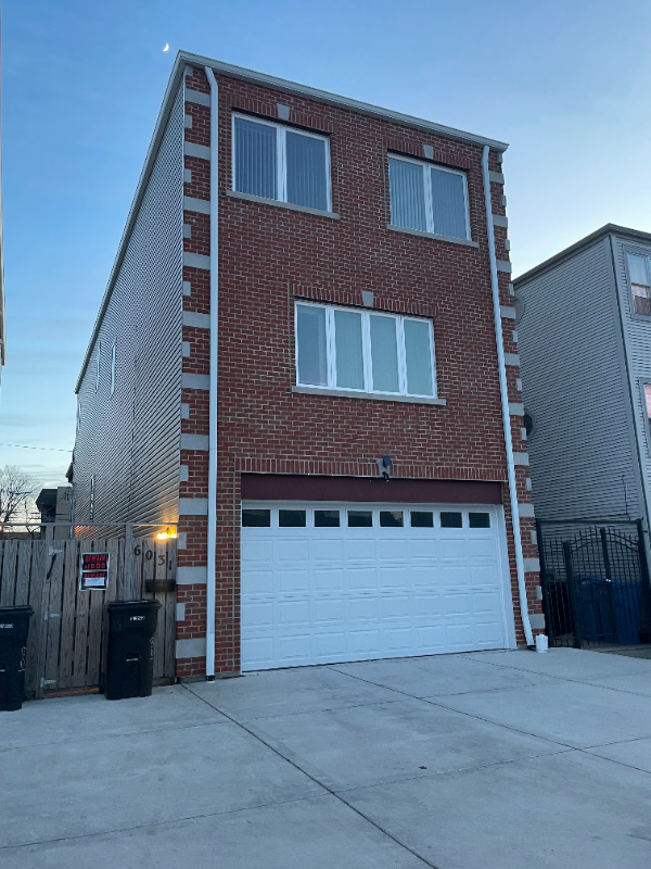 property at 6031 W Giddings St