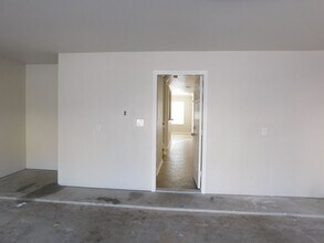 118 Bolero Way in Huntsville, TX - Building Photo - Building Photo
