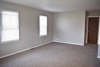 510 W Exchange St in Sycamore, IL - Building Photo - Building Photo