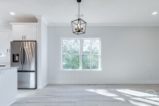 1407 E 32nd St in Savannah, GA - Building Photo
