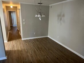 2077 Hanover Ct in Tallahassee, FL - Building Photo - Building Photo