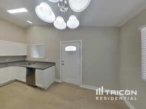 21434 N 33rd Ave in Phoenix, AZ - Building Photo - Building Photo