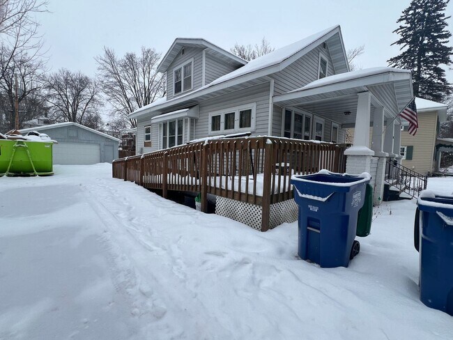 126 N 4th Ave in Wausau, WI - Foto de edificio - Building Photo