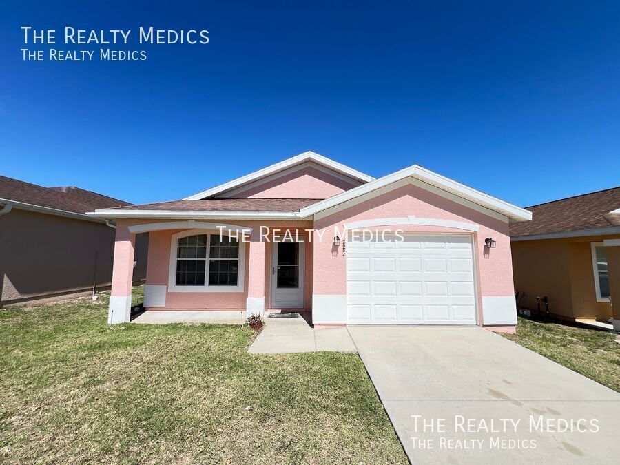 4884 NE 122nd Ave in Wildwood, FL - Building Photo