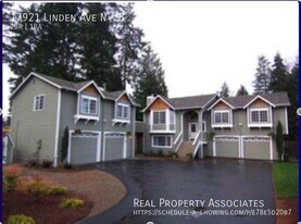 17921 Linden Ave N in Shoreline, WA - Building Photo
