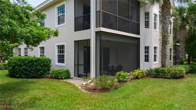 19721 Marino Lake Cir in Miromar Lakes, FL - Foto de edificio - Building Photo