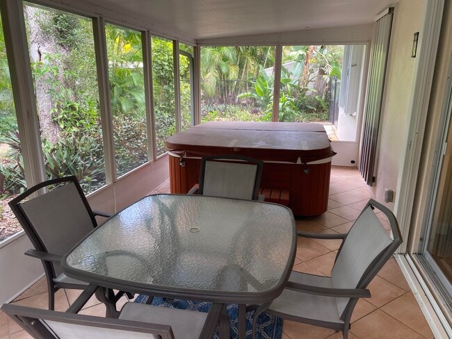 535 Flamevine Ln in Vero Beach, FL - Building Photo - Building Photo