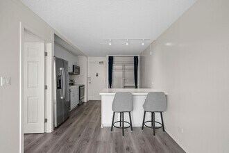 1655 Makaloa St in Honolulu, HI - Building Photo - Building Photo