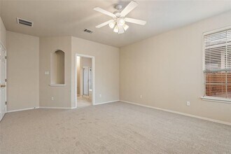 10905 Pratt Ln in Austin, TX - Building Photo - Building Photo