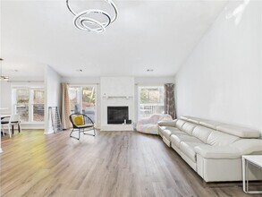 4060 Brooks Bridge Crossing in Alpharetta, GA - Building Photo - Building Photo