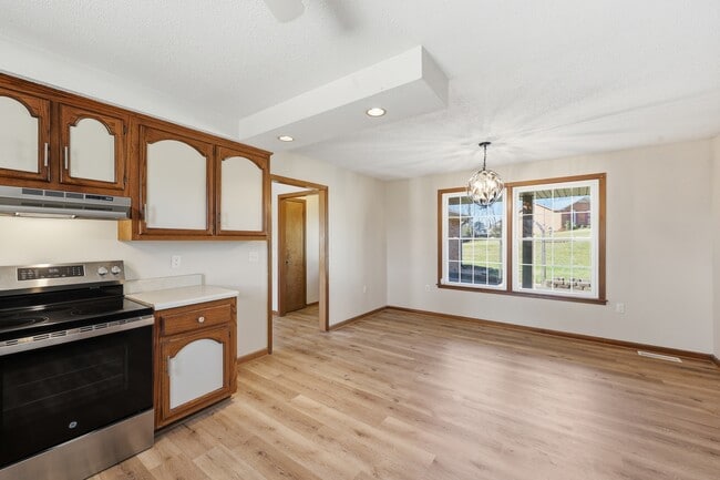 1325 Sun Valley Rd in Clarksville, TN - Building Photo - Building Photo