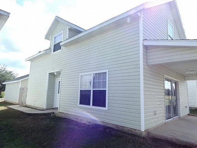 1024 Park Central Cir in Groveland, FL - Building Photo - Building Photo