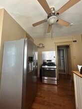 189 Alden Ave, Unit 2nd fl in New Haven, CT - Building Photo - Building Photo