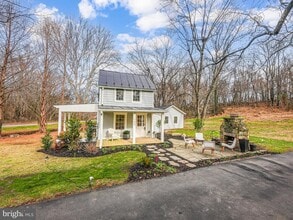 102 N Rogers St in Hamilton, VA - Building Photo - Building Photo
