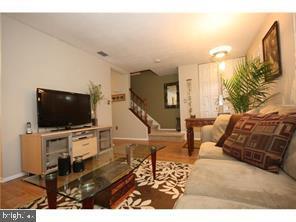 property at 34 Beechwood Ct