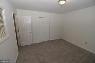 2508 N Glebe Rd in Arlington, VA - Building Photo - Building Photo