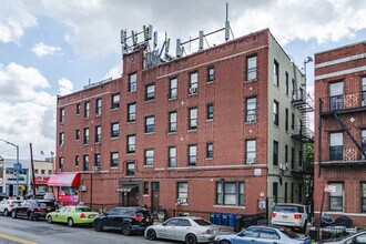 1702 86th Street in Brooklyn, NY - Foto de edificio - Building Photo