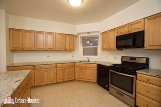 6713 N Sheridan Rd, Unit J08P in Chicago, IL - Building Photo - Building Photo